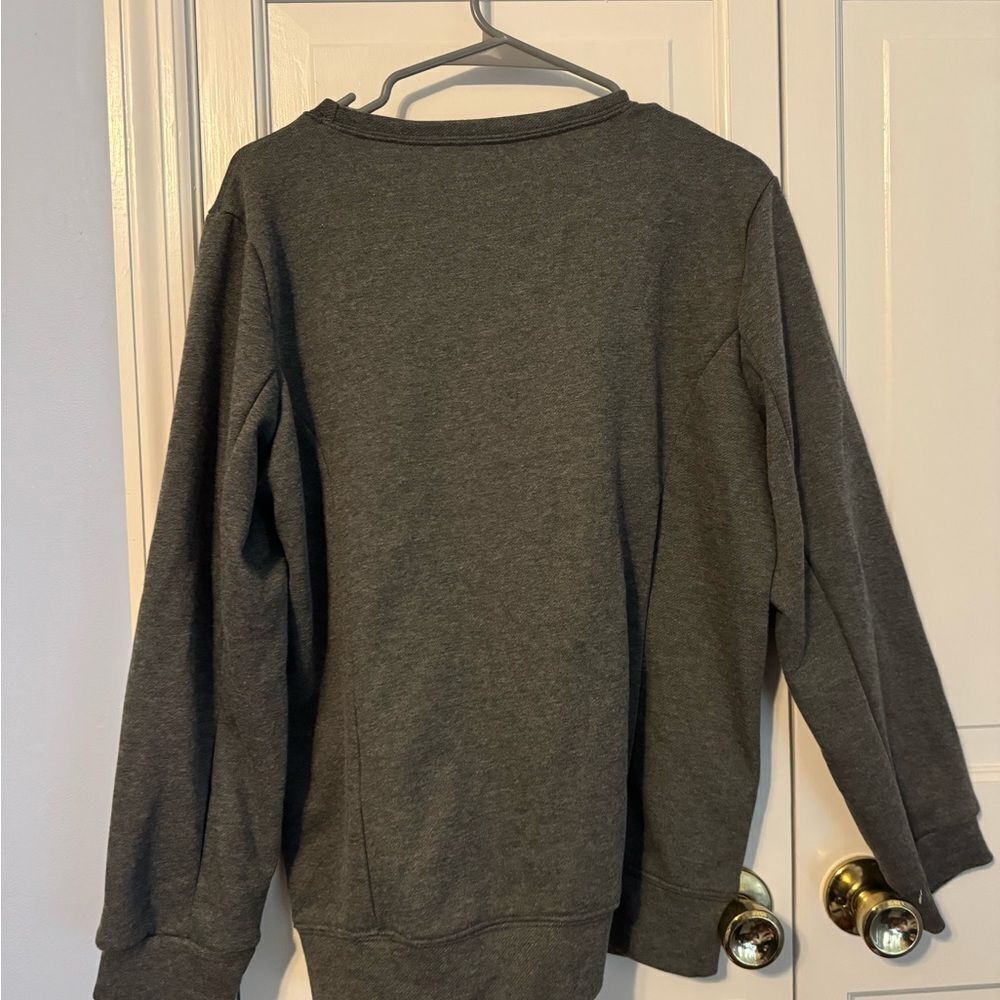 Women’s cute cozy NEW sweatshirt. “underestimate me” Empowerment. Never Worn! Lg - Picture 4 of 6